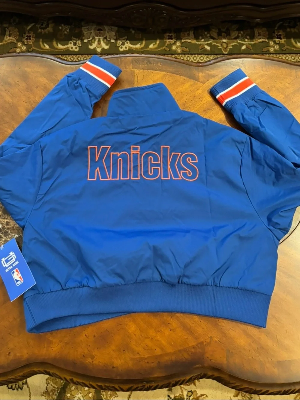 Women’s New York Knicks Lightweight  Pullover 1/4 Zip Cropped Jacket Size XL - Picture 2 of 6